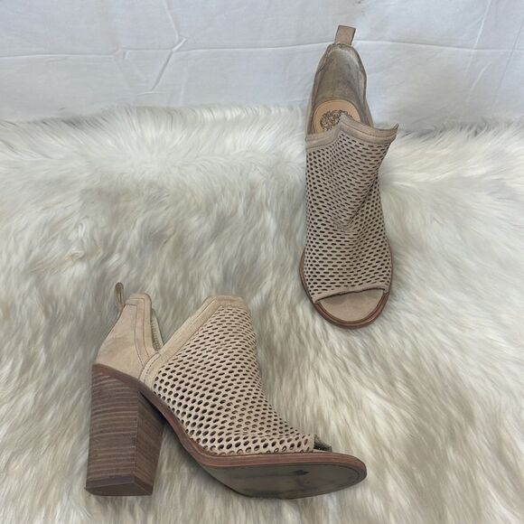 Vince Camuto Kensa Split Shaft Peep Toe Booties Sz 8 - Picture 1 of 7